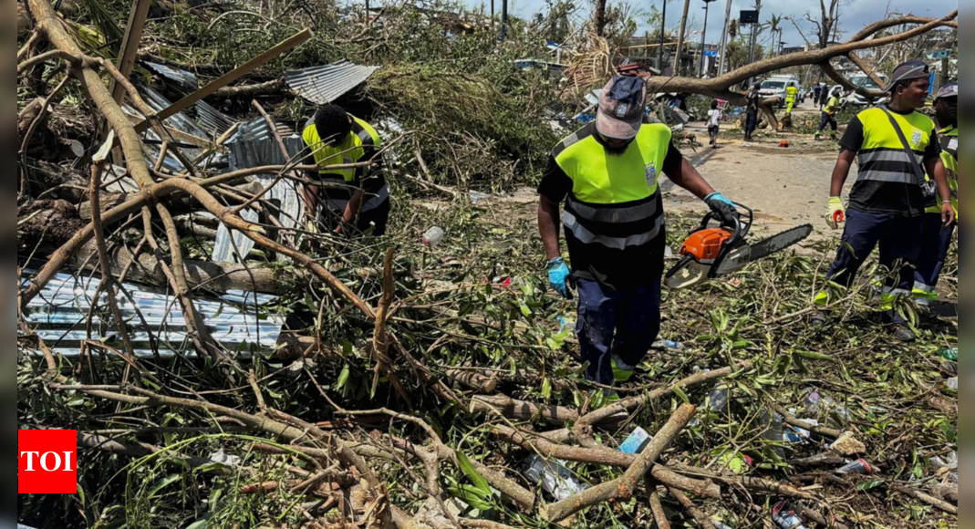 Cyclone Chido batters France’s Mayotte; casualties could number in thousands – Times of India