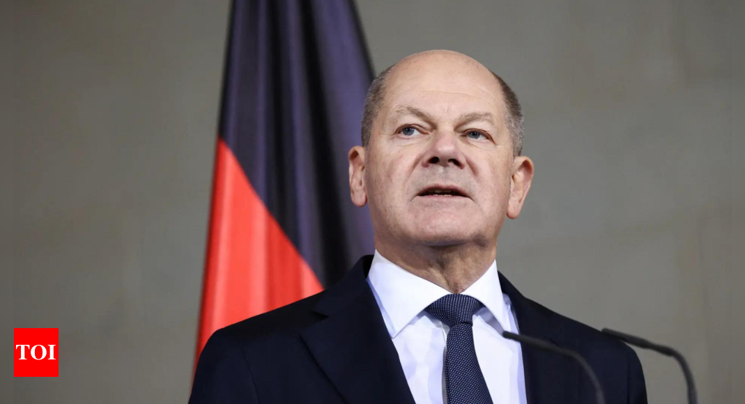 German Chancellor Scholz loses confidence vote, early polls in Feb