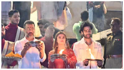 Rasha Thadani, Aaman Devgan and director Abhishek Kapoor perform Ganga Aarti in Varanasi ahead of Azaad release