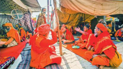 Maha Kumbh 2025: 70 Saints allotted gunners in Prayagraj so far