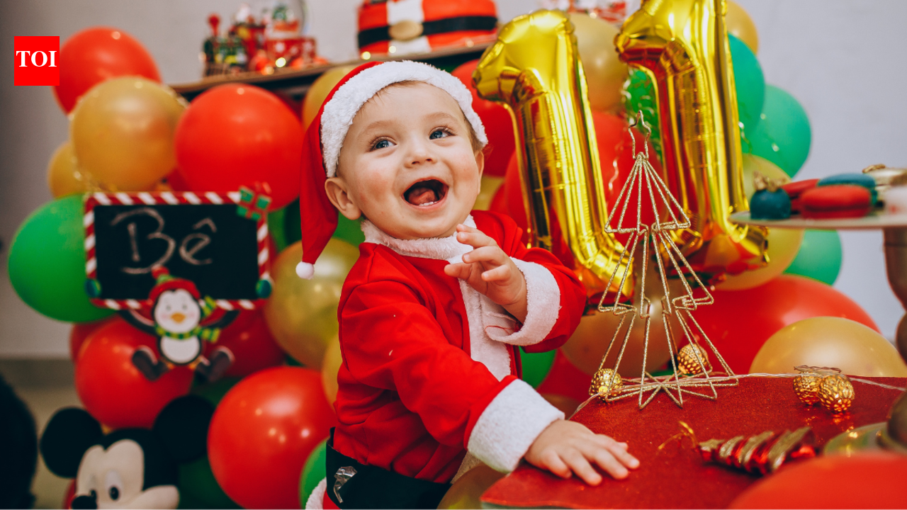 Santa Claus Dress For Kids: Must-Haves For Carnivals, Dress-Up Events ...