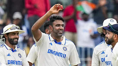 Former India chief selectors Dilip Vengsarkar and MSK Prasad welcome R Ashwin