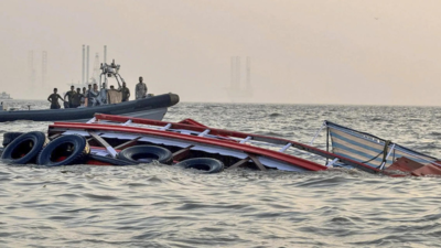 13 killed after Navy speedboat rams Mumbai ferry with over 100 onboard, including 20 kids