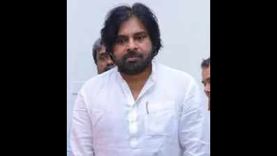 Pawan hits out at YSRCP govt for neglecting Jal Jeevan Mission