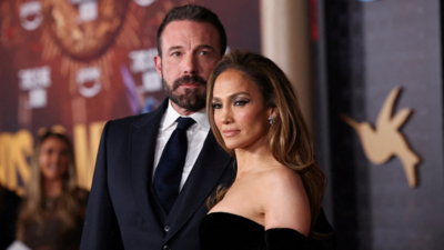 Jennifer Lopez and Ben Affleck struggle to finalize divorce; face delays over money and family issues