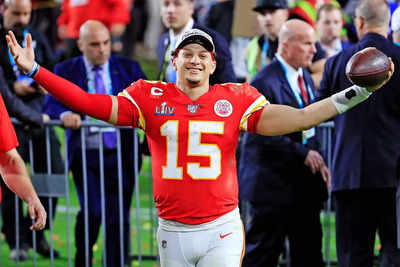 Patrick Mahomes' $100,000 Christmas gesture to Chiefs teammates includes luxury Rolex watch, Louis Vuitton gift and other lavish surprises for offensive lineman