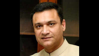 Akbaruddin questions disparities in debt figures