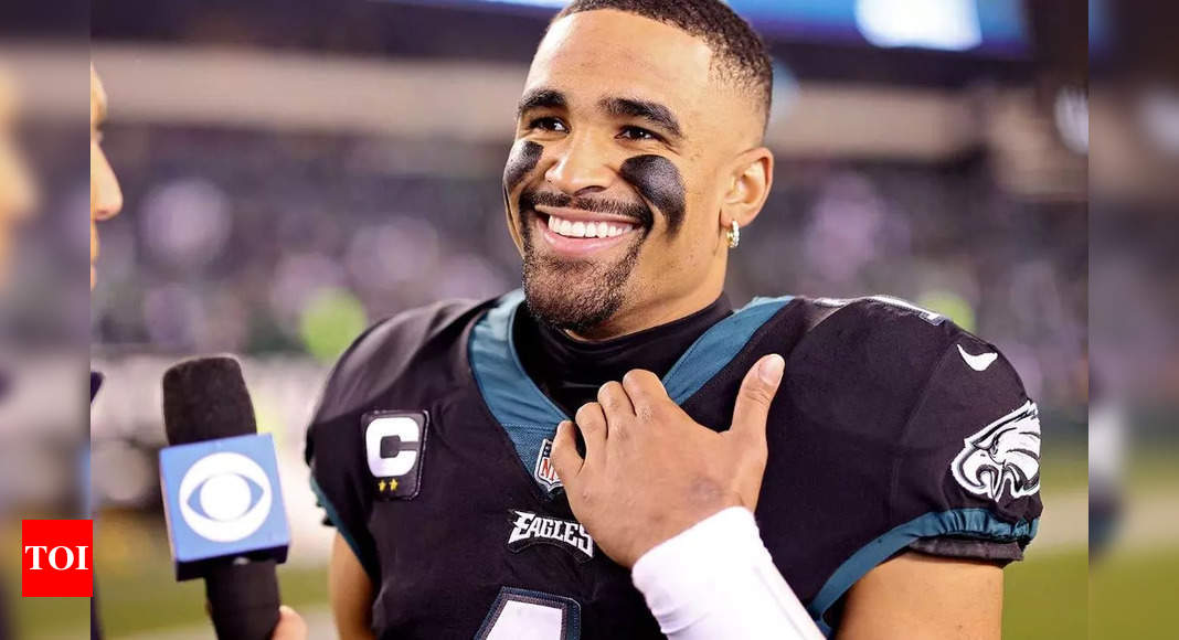 Will Jalen Hurts Wear The Wrong Shoes Again? The Eagles QB Has A Two-Word Response