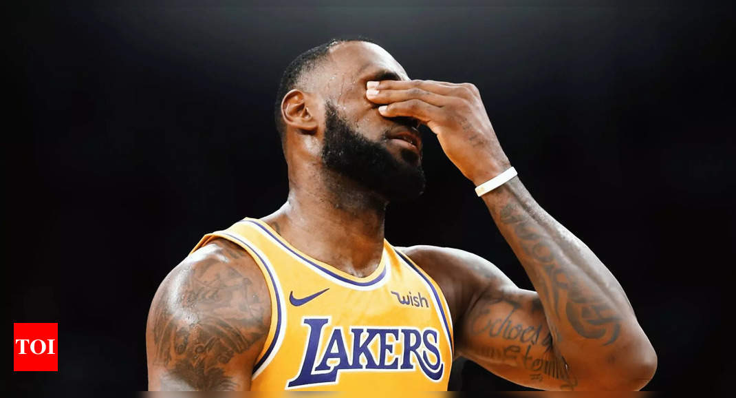 Did LeBron James get caught 'Pill Popping' during recent Lakers game? Fans react to Los Angeles Lakers star's alleged 'PED abuse'