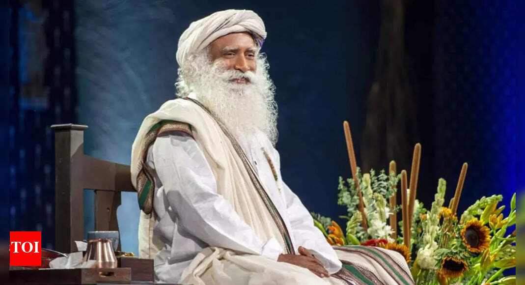 World Meditation Day: 10 Sadhguru Quotes On True Essence Of Meditating ...