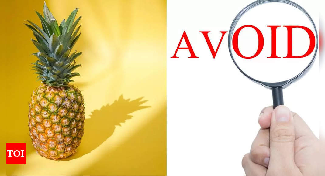 Foods you should avoid consuming with pineapple