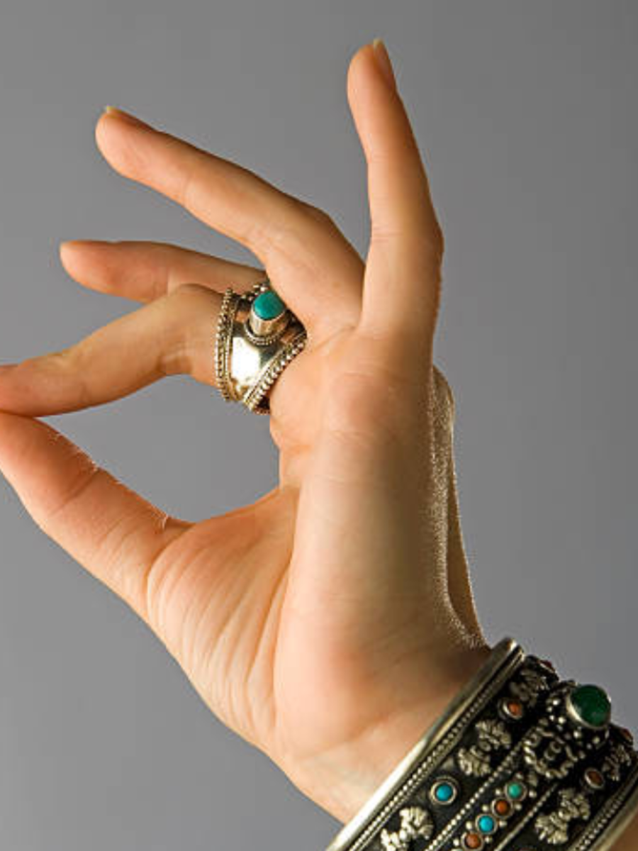  வெள்ளி நகைகள் அணிவதால் இவ்வளவு நன்மைகளா? 