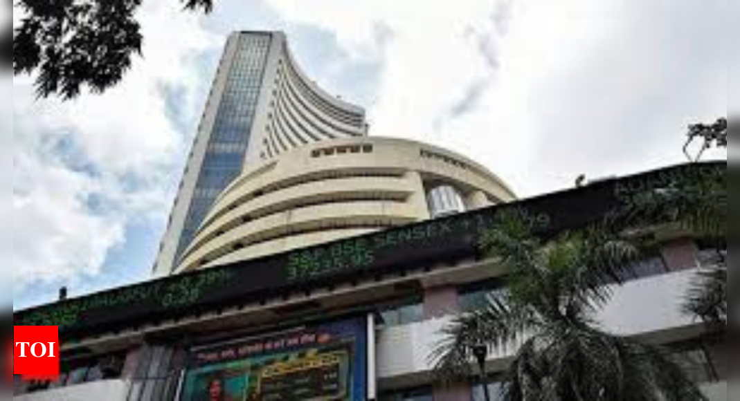 Indian top 10 firms' m-cap plunges Rs 4.95 lakh crore.