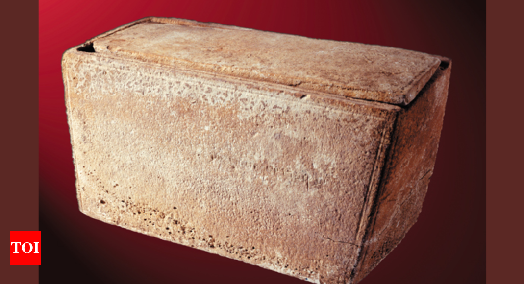 Box said to contain ‘bones of Jesus’ brother’ found in Israel, on display in US