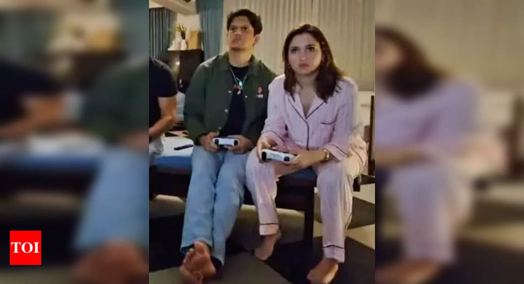 Tamannaah Bhatia-Vijay Varma enjoy a romantic getaway playing this game