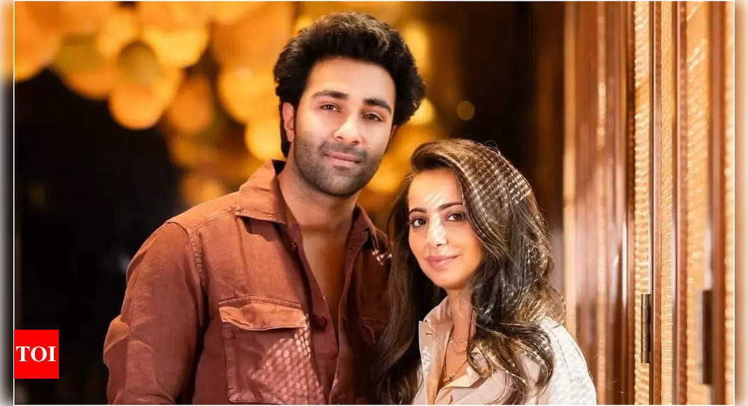 Here's how Aadar Jain made fiancee Alekha Advani's birthday special