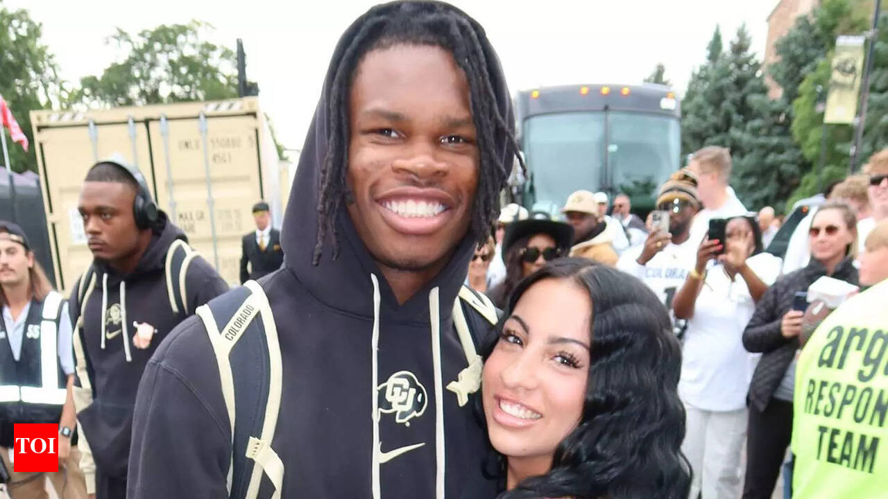 Travis Hunter deletes his Instagram account in defense of fiancée Leanna  Lenee after an old video with another man goes viral | NFL News - Times of  India