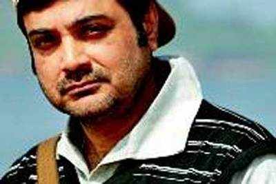 Prosenjit shoots in 500 kg of red chillies