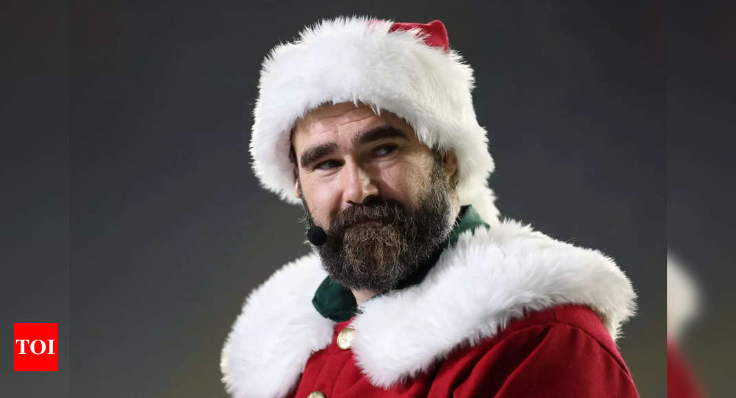 Jason Kelce had a blast before Monday Night Football and went with the idea of dressing up as Santa Claus