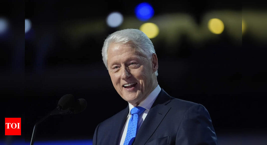 ビル・クリントン元米国大統領は病院に救急搬送された。何が起こったのか知っています