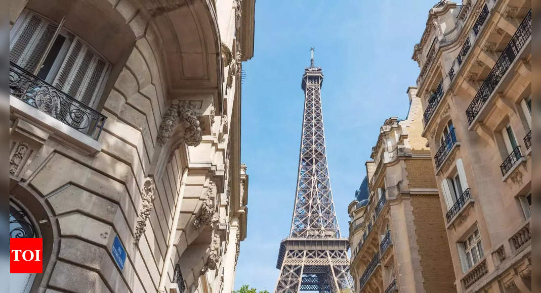 Eiffel Tower evacuated after fire alarm triggers high alert: Report