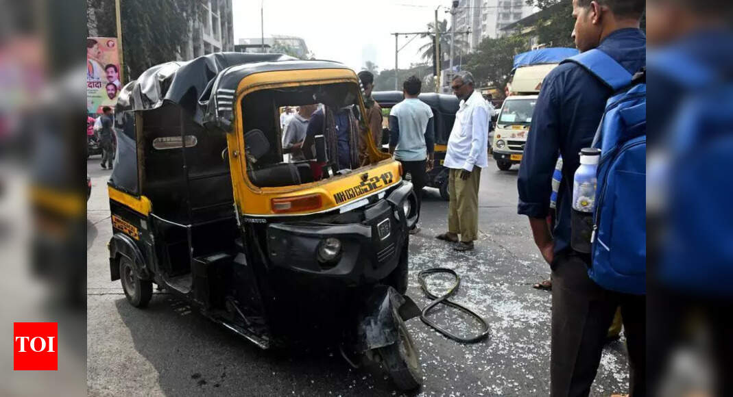 Truck runs over biker in hit-and-run in Mumbai | Mumbai News - Times of ...