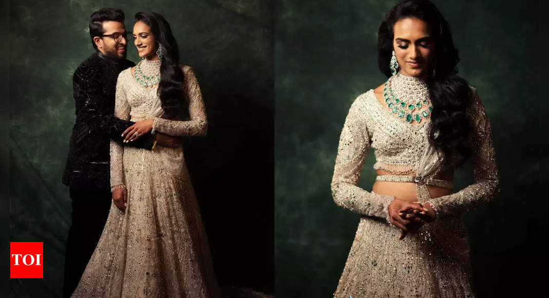 PV Sindhu stuns in a Falguni Shane Peacock lehenga for her wedding reception