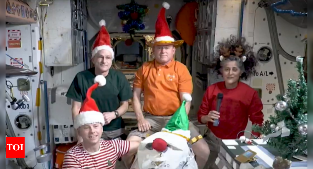 Christmas in space mystery: Astronauts’ festive photo sparks gravity-defying questions - 'Are they in film studio?'