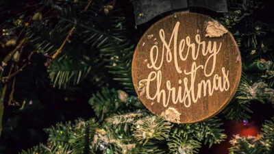 30+ Merry Christmas messages, wishes, greetings, and quotes for 2025