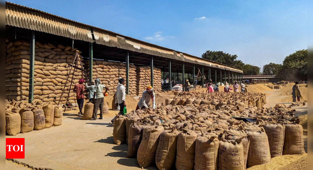 Rice shipment from India, first for Yunus government, to arrive today