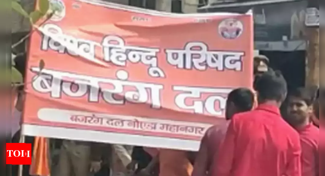 VHP, Bajrang Dal protest at Christmans event in Haryana, recite Hanuman Chalisa