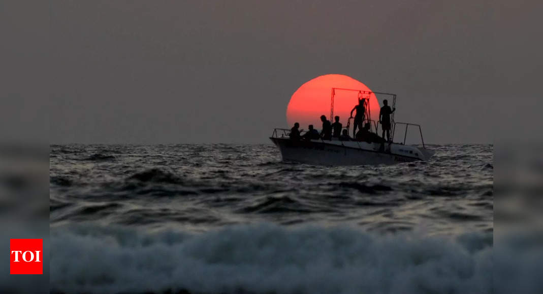 Maharashtra tourist dies in Calangute boat accident: 2 arrested, operator’s NOC suspended