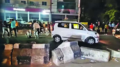 Thugs attack taxi driver and vandalize his vehicle in Bhopal