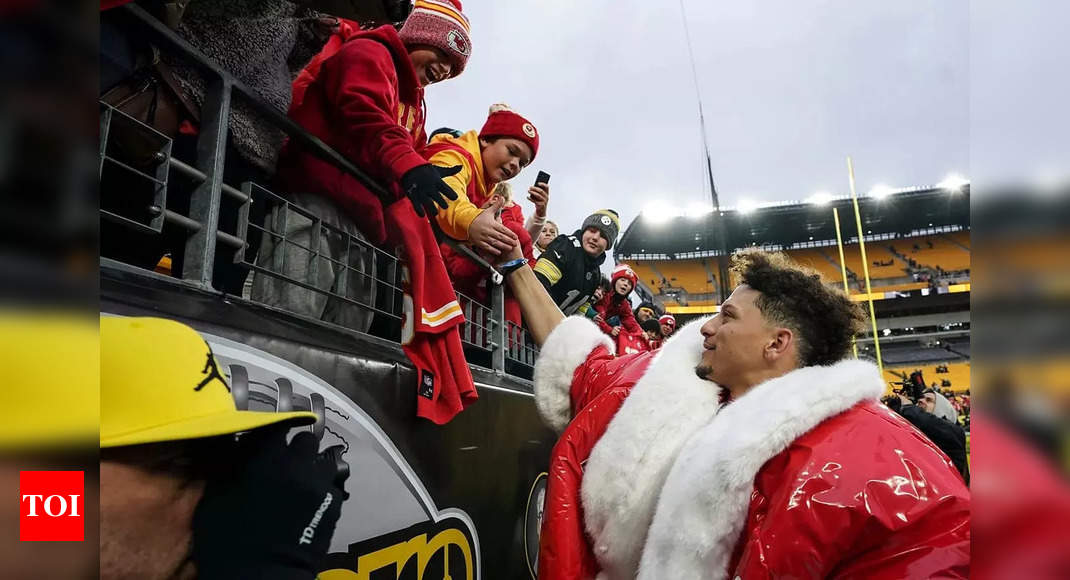 Patrick Mahomes and Brittany Mahomes made it a Christmas to remember for their little ones by gifting them miniature luxury cars