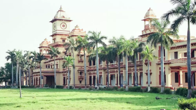 BHU students detained for attempting to burn Manusmriti and clashing with security