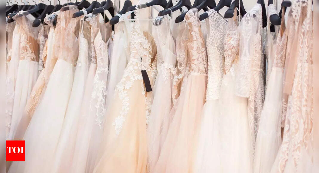 Viral photo: Why is THIS wedding dress reflection haunting the world