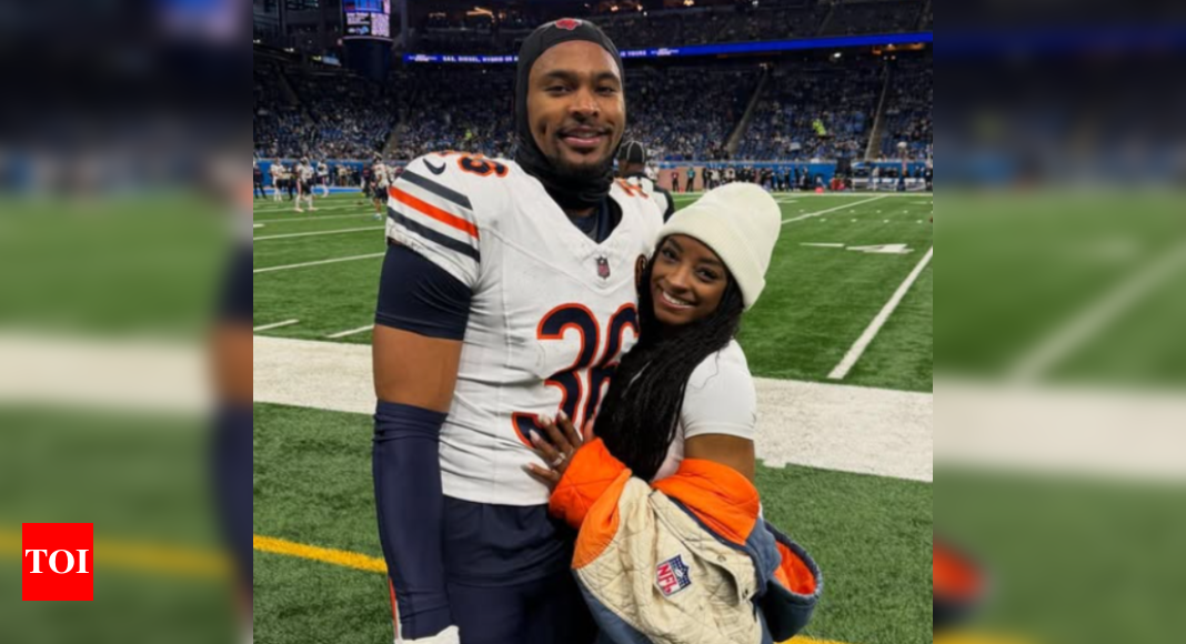 RAZZMATAZZ or KICKASS? - Simone Biles Outfit For Her Husband Chicago Bears Safety, Jonathan Owens’ NFL Match Against The Seattle Seahawks