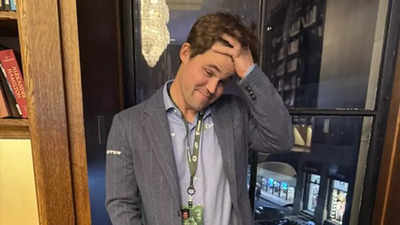 FIDE disqualifies Magnus Carlsen for dress-code violation | Chess News – Times of India