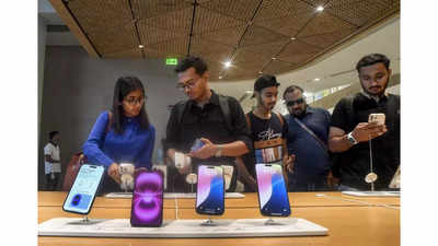 Vijay Sales announces Apple Days sale: Discounts on iPhone 16, iPhone 16 Plus, iPhone 15 and more