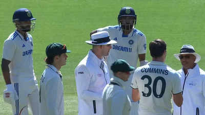 Drama at MCG! Pat Cummins denied review on Mohammed Siraj call; Ravi Shastri, Adam Gilchrist left stunned