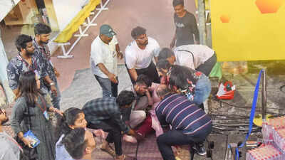 In bizarre accident, Kerala MLA Uma Thomas falls 15ft from stage, put on ventilator support