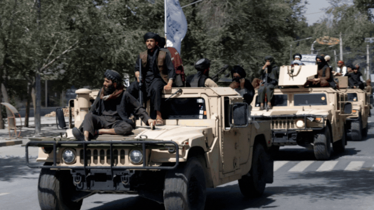 Pakistan forces, Taliban locked in tit-for tat battle | World News - Times  of India