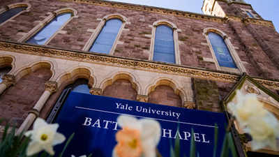 Yale sees 14% drop in early applications, admits 10.8% for class of 2029 – Times of India