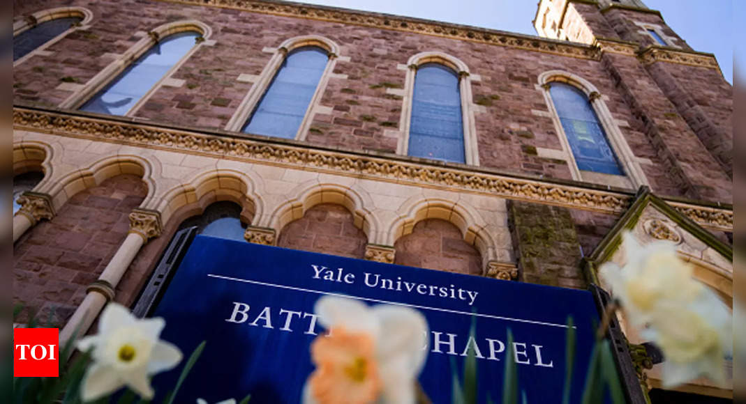 Yale sees 14% drop in early applications, admits 10.8% for class of 2029 