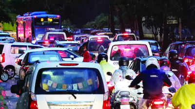 New Year travel rush causes heavy traffic on Mumbai-Goa highway