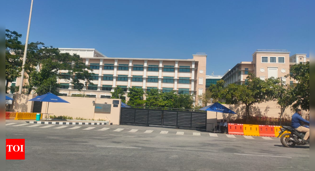 Infosys Campus Leopard: Leopard sighted at Mysuru Infosys campus ...