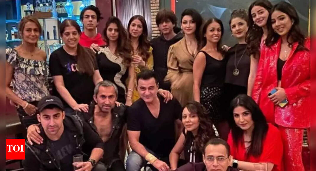 PICS: When SRK -Gauri hosted a star-studded NYE party