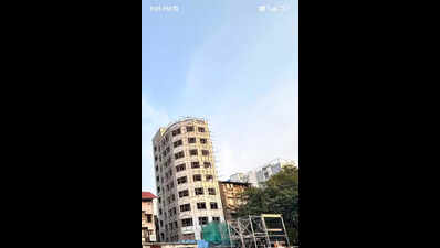 Eyesore arose under cover of Fort’s Metro 3 barriers