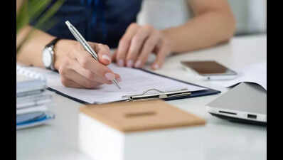 State med boards at district level to oversee living wills