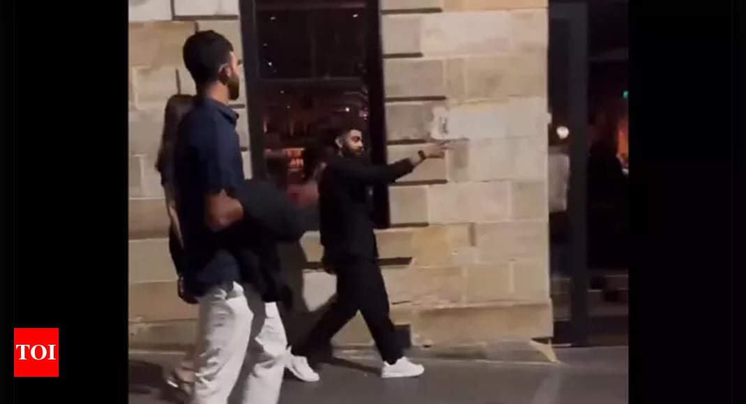 Watch: Virat Kohli and Anushka Sharma noticed in Sydney on New 12 months’s Eve – Occasions of India